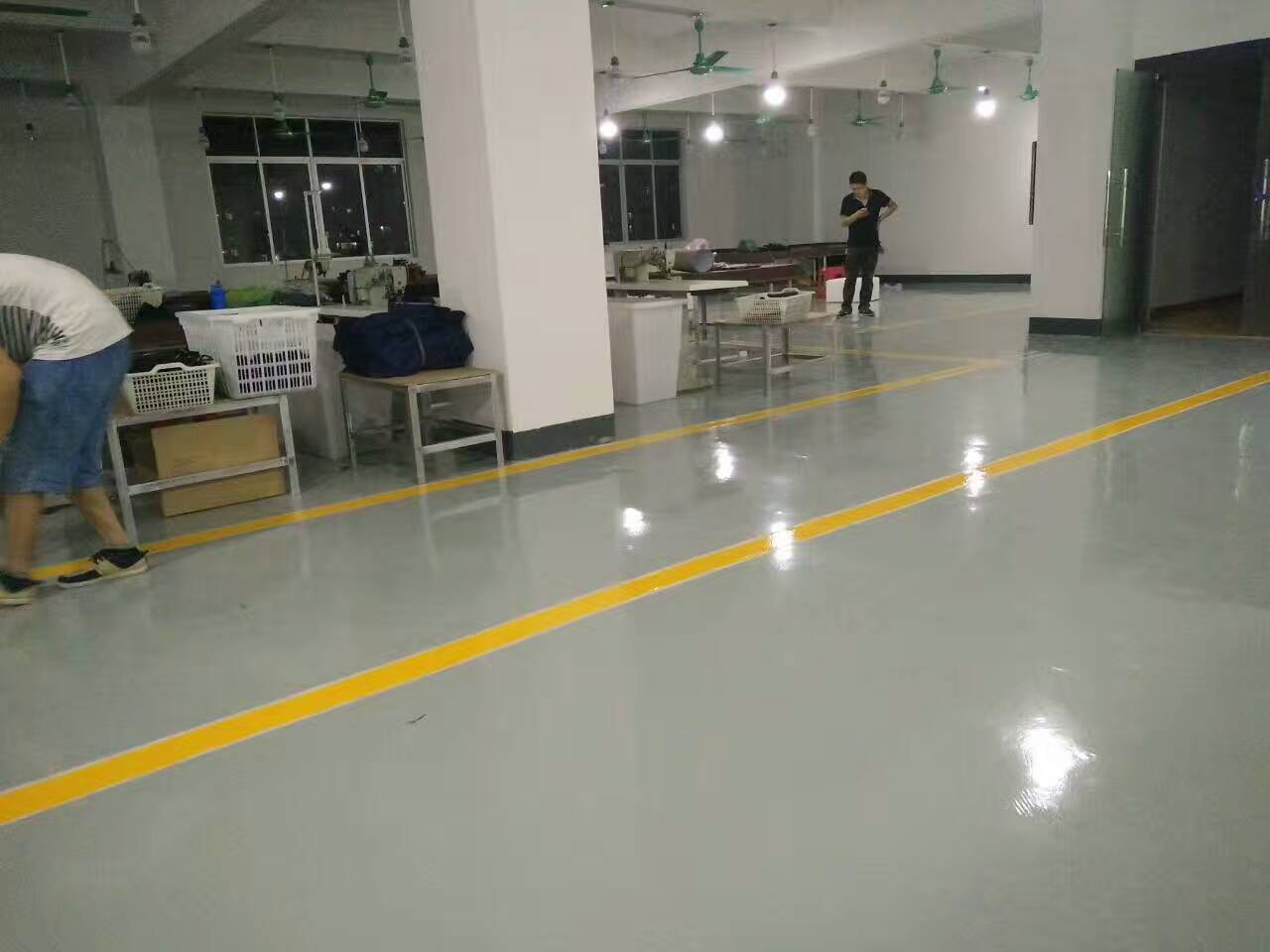 广东箱包厂车间无尘耐磨环氧地坪 耐磨地坪施工 经济环保