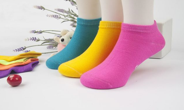 南京新浦和袜业，用实力获得消费者的认可和喜爱