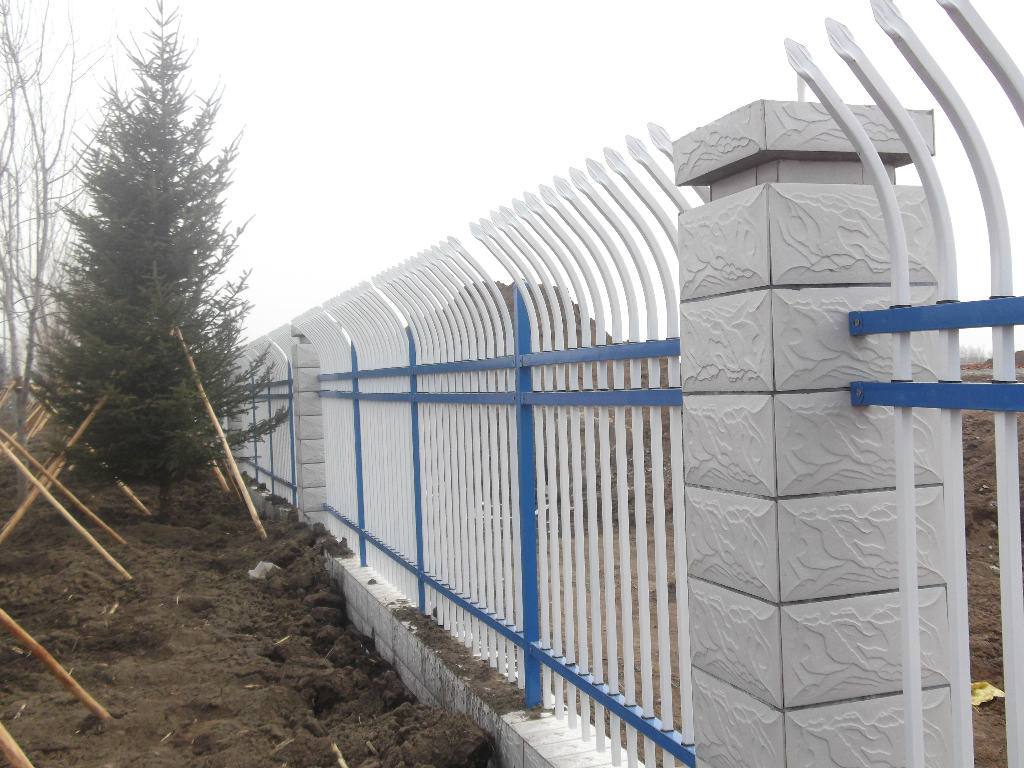 郑州小区锌钢护栏 锌钢草坪护栏 锌钢阳台护栏 锌钢道路护栏
