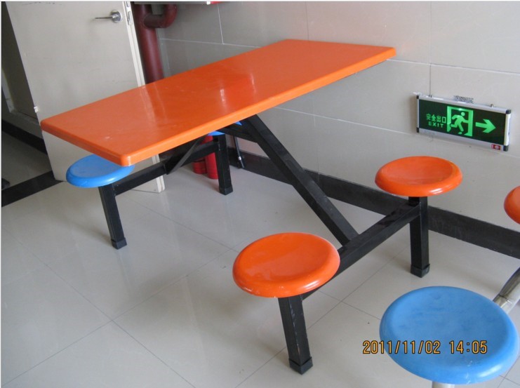 郑州餐桌椅，郑州不锈钢餐桌椅，郑州餐桌椅尺寸