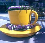 四川 新品热销玻璃钢咖啡杯雕塑 商场步行街商业街彩绘杯座椅