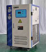 供应激光器专用冷水机;