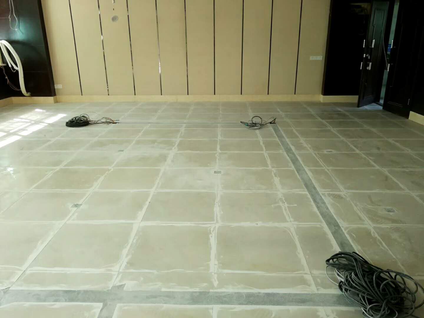常州办公室pvc塑胶地板木纹地板防滑抗菌绿质厂家直销