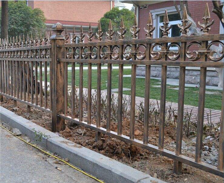 陕西铁艺护栏设计安装、西安铁艺栏杆厂家