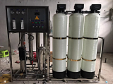 济南1吨反渗透设备水处理设备纯净水;