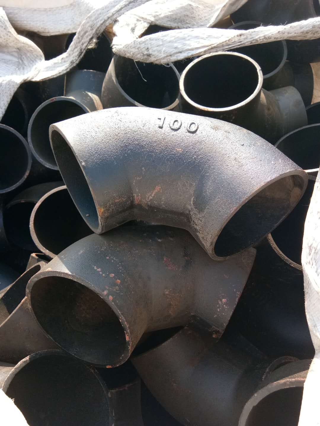 新品铸铁管厂家_专业销售青岛国标铸铁管