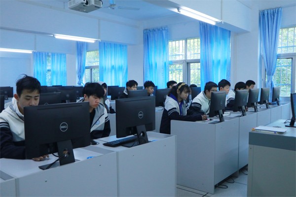湖北省广播电视学校管理模式