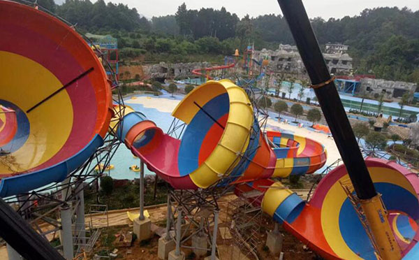 广州水上乐园设备厂家直供 大型水上乐园设备 暴风谷滑梯