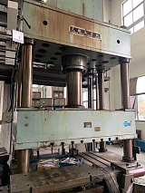 苏州液压机回收专业回收油压机上海四柱液压机回收
