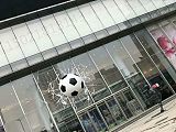 扬州步行街不锈钢烤漆足球雕塑 墙体外面立体造型;