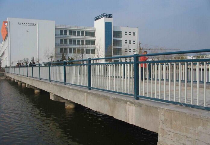 山西桥梁护栏不锈钢复合管河道景观护栏大桥扶手栏杆定制