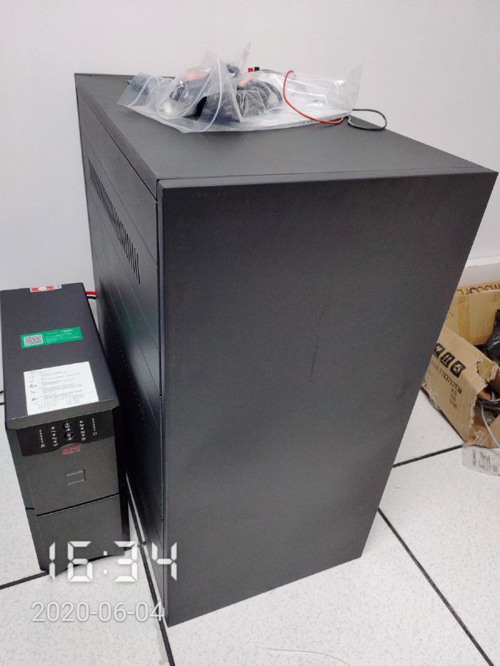 广东施耐德UPS代理商 APC2.2K塔式长效机后备电源价格