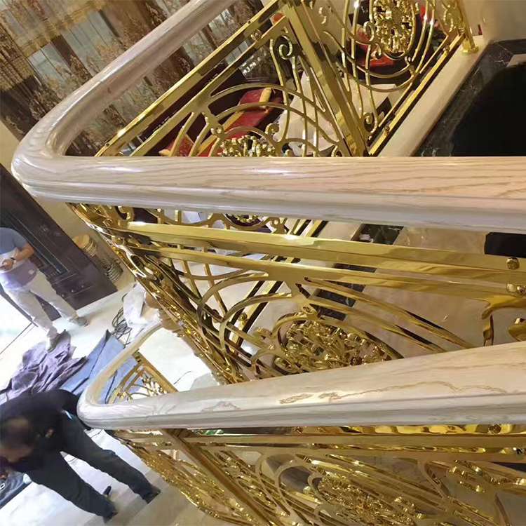 佛山酒店镂空铜艺雕花楼梯栏杆装饰效果