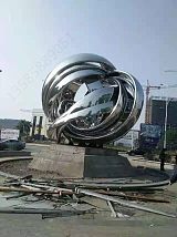 上海不锈钢广场工程 不规则缠绕球雕塑定制;