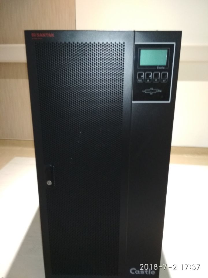 深圳山特UPS电源30KVA 27KW三相主机 应急电源报价