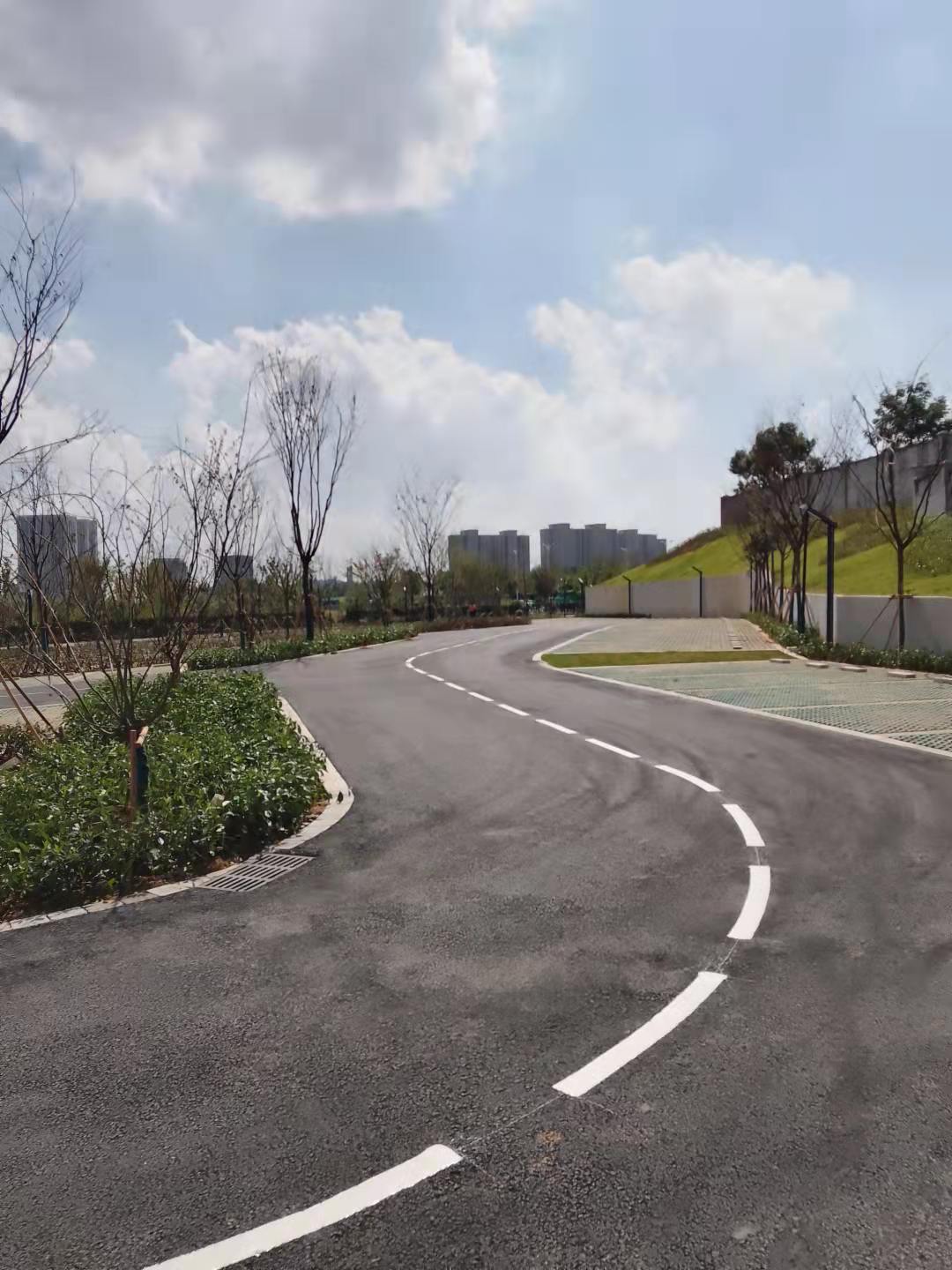 南京达尊道路划线--南京停车场划线的基本流程