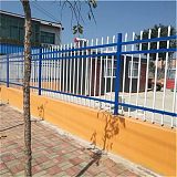社区别墅防护隔离围墙栅栏财润丝网供应蓝白色锌钢护栏
