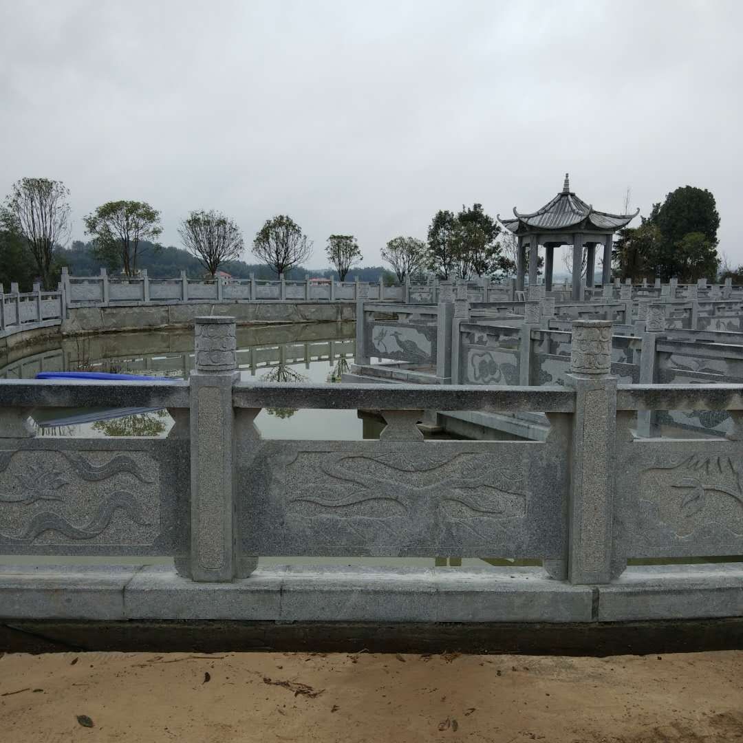 衡阳芝麻灰石栏杆 公园仿石石桥栏板 半手工雕刻