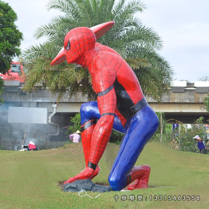 大型蜘蛛侠景观雕塑，玻璃钢仿真人物雕塑.jpg