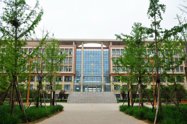 江苏省高邮市职业技术学校校园环境