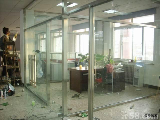 上海静安区玻璃门门锁更换51876230