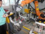 酷卡焊接机器人系统集成*选东莞元一自动化设备;