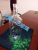 直管形玻璃工艺酒瓶内置精美龙造型玻璃酒瓶高档大气内饰海豚瓶;