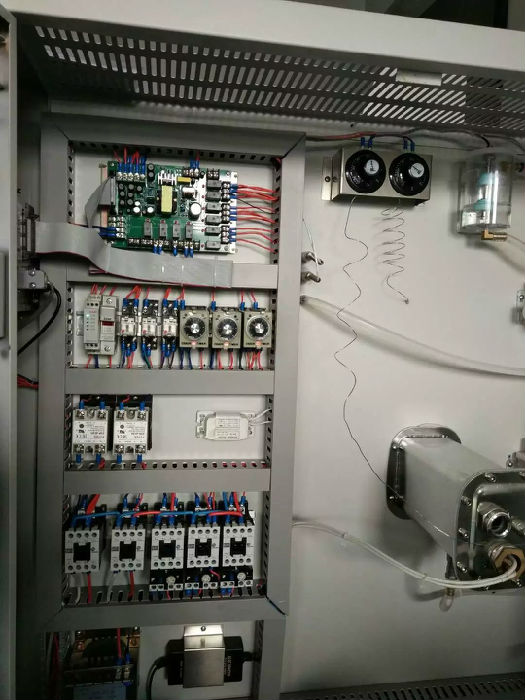 可程式恒温恒湿试验箱KLO-SR-100