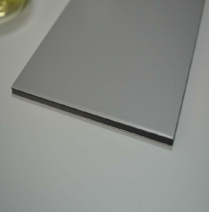 3mm4mm银色幕墙铝塑板氟碳外墙铝塑板中山铝塑板生产厂家