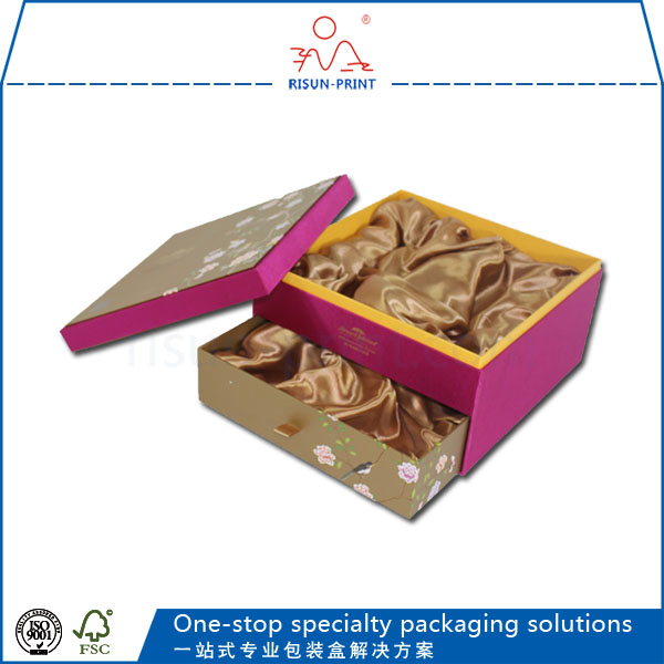 高档月饼包装盒印刷按客户需求定做的月饼包装盒厂家