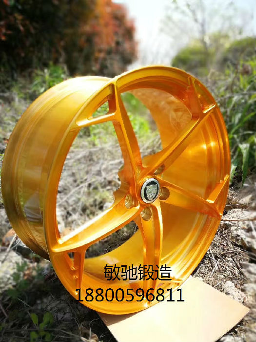 中国无锡锻造铝合金车轮-轮毂