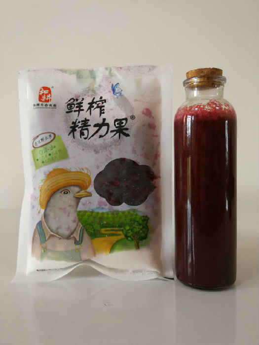 鲜榨果汁：黑加仑果粒--鲜榨精力果（瓶装）