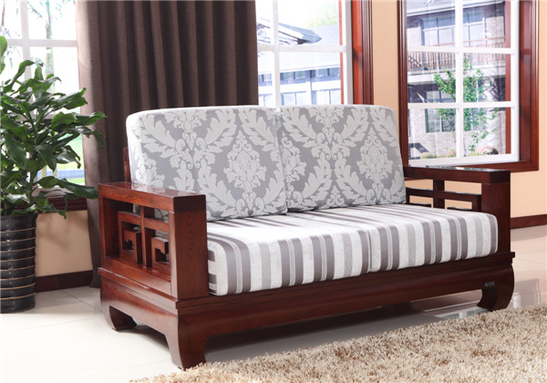 郑州木言木语新款组合沙发，中式设计家居生活典范