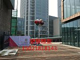 安徽供应定制玻璃钢五彩气球雕塑 商业街布景雕塑