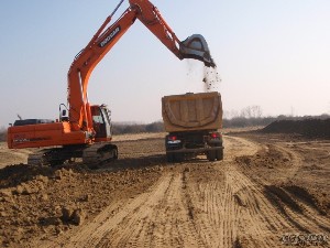 峨眉山市挖一挖工程机械租赁有限公司